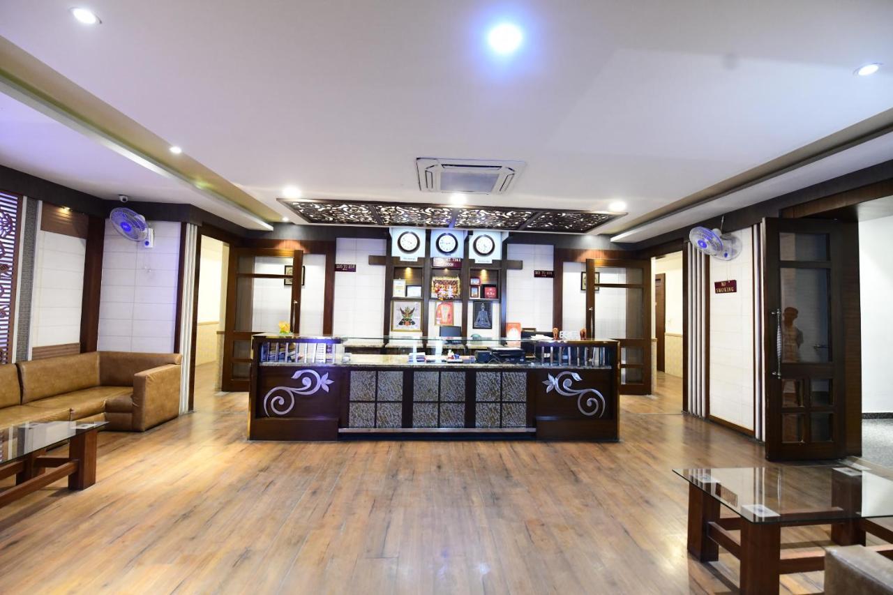 Hotel Jataka Inn Bodh Gaya Exterior photo