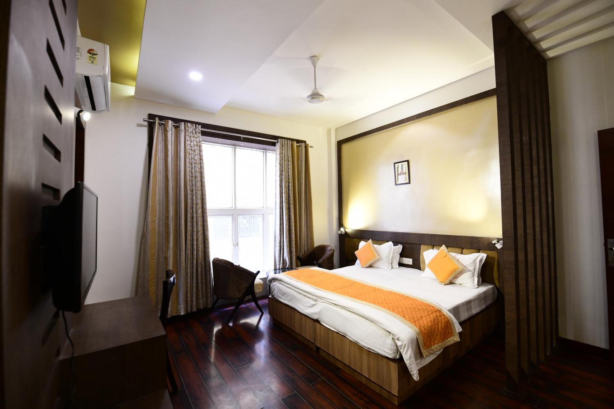 Hotel Jataka Inn Bodh Gaya Exterior photo