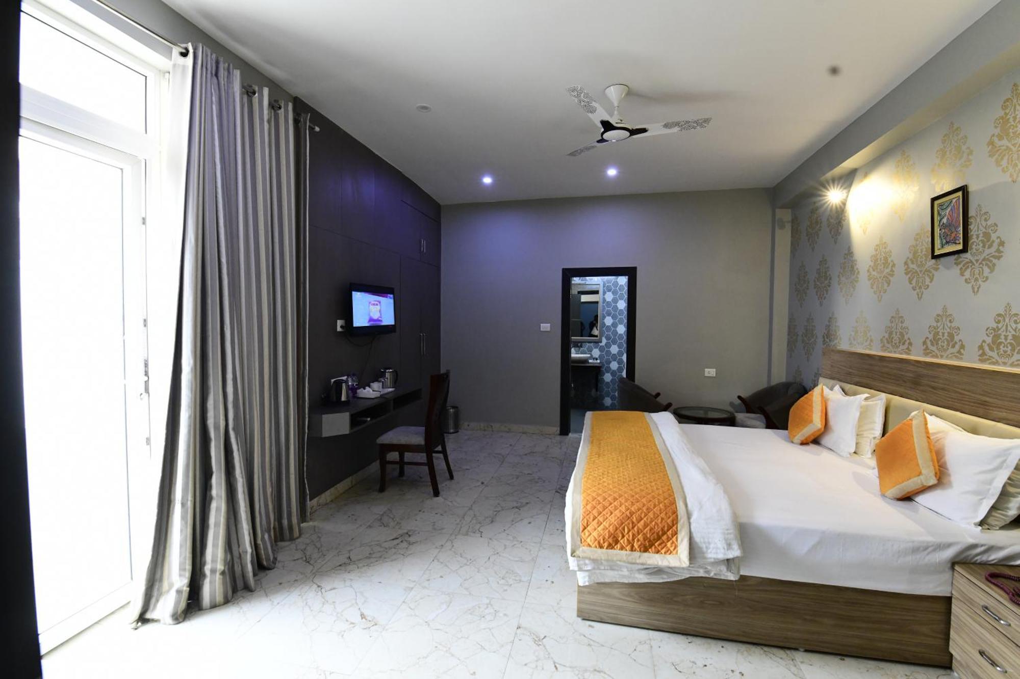 Hotel Jataka Inn Bodh Gaya Exterior photo